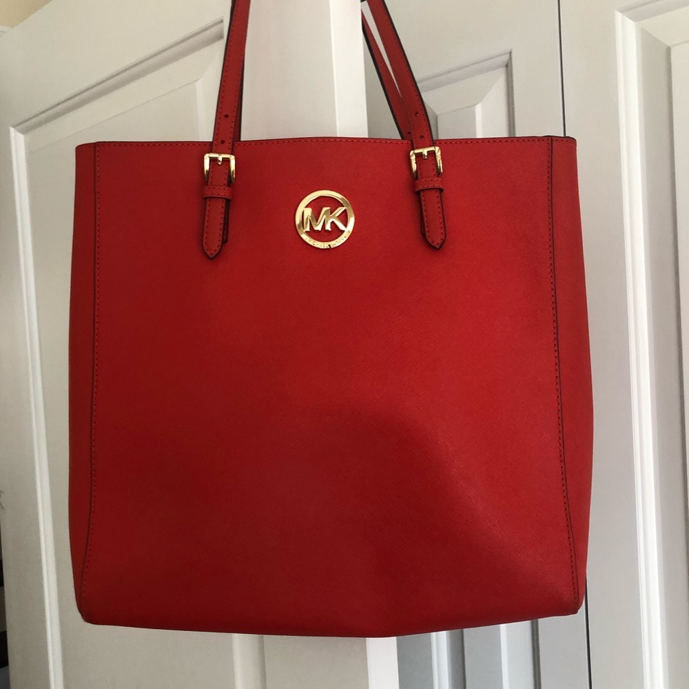 Michael Kors  tote. Worn just a couple of times.